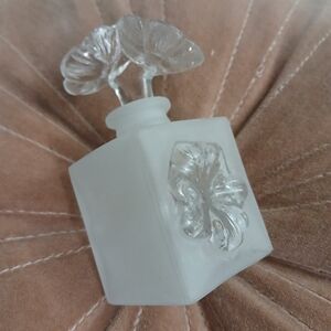 Vintage Flower Glass Parfume Bottle, vanity piece, 2x4, clear/ frosted, mint